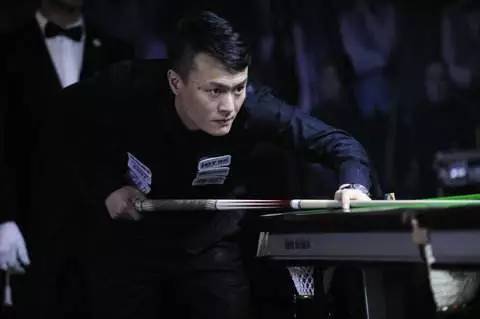 英超002：水晶宫VS维拉比分预测，沃特金斯状态火热连场进球.