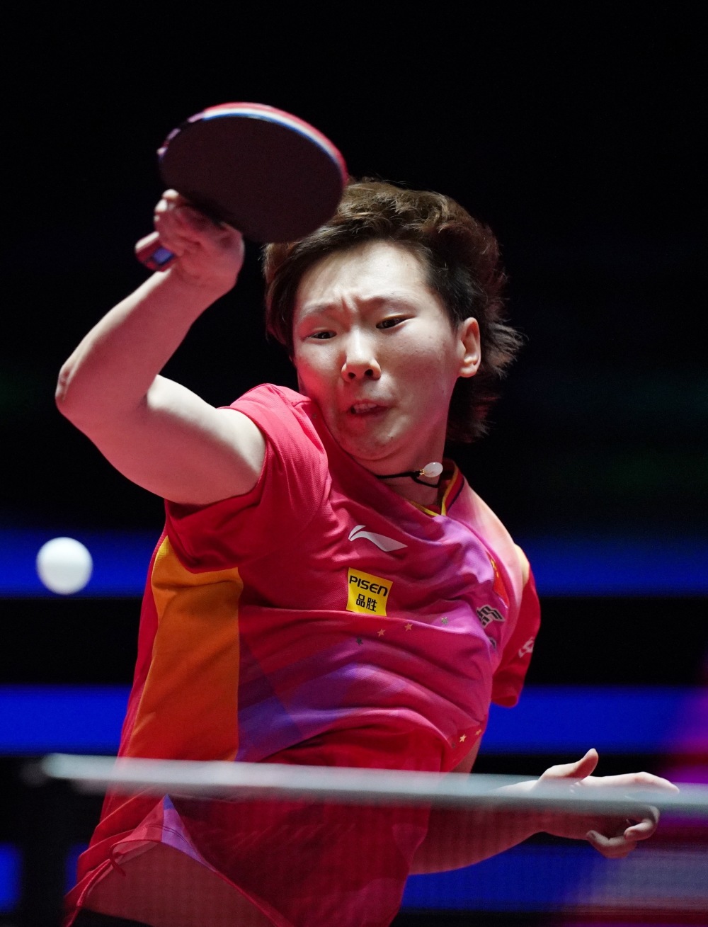 他不但凭借 他不但凭借